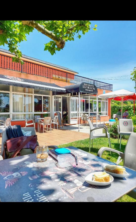 Hostal Restaurante Luz De Luna Villanueva De Arosa Ngoại thất bức ảnh