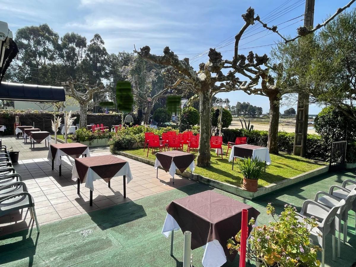 Hostal Restaurante Luz De Luna Villanueva De Arosa Ngoại thất bức ảnh